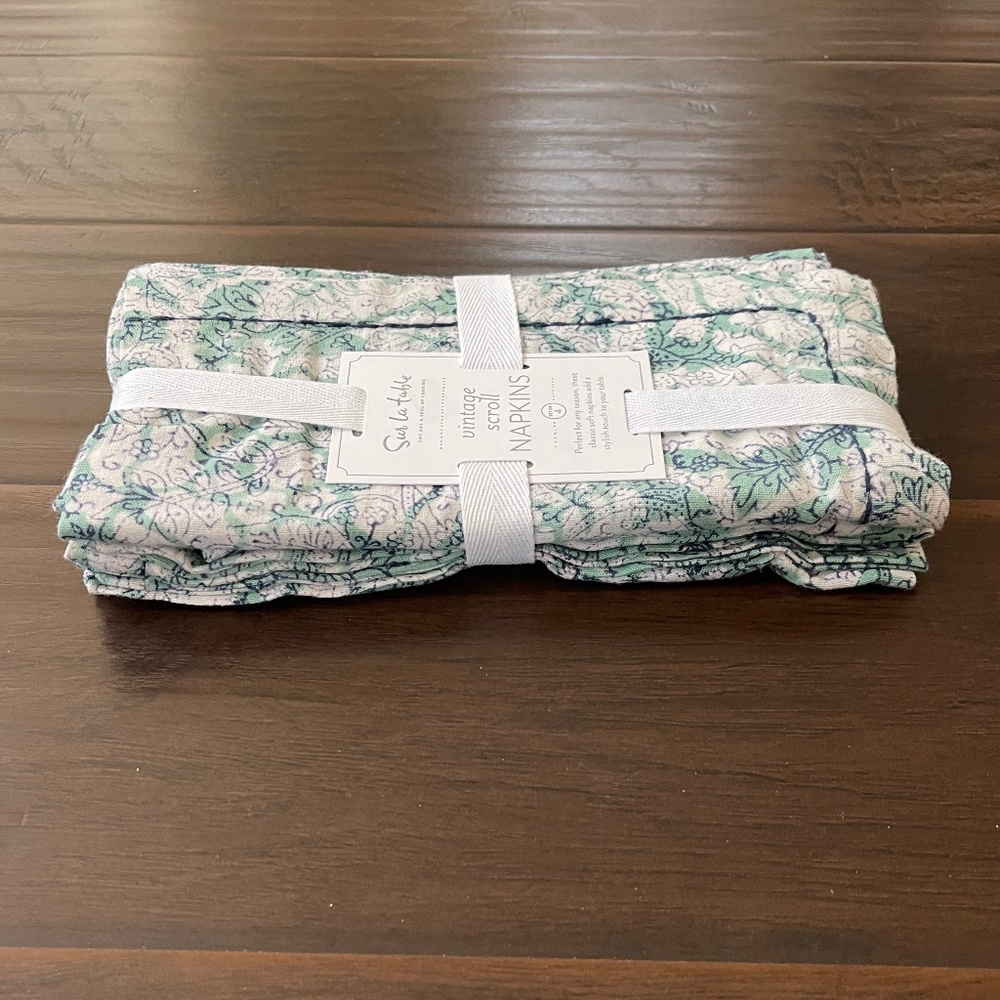 Sur La Table vintage scroll Blue Teal Cloth Napkins 20"x20" (set of 12) NWT! - Picture 7 of 8
